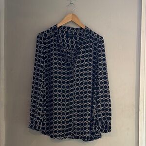 Black and White Geometric Patterned Women's Top